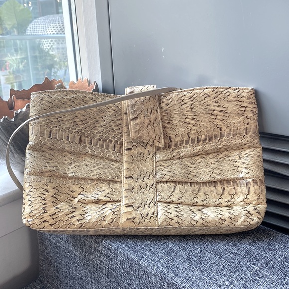 Summer blow out $30!! Brunching outfit bundle 🍾 🍝 dress w/ bag & Shoe. - Picture 13 of 14